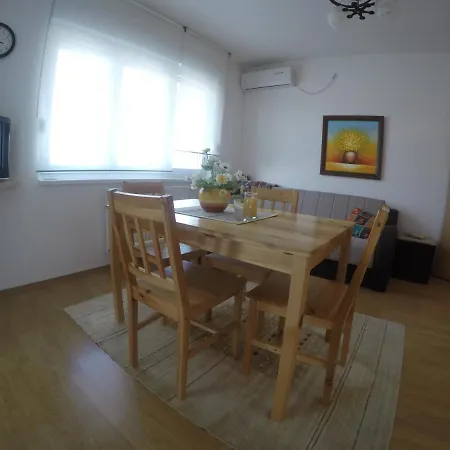 Maslacak, Dvosobni Apartament Banja Koviljača