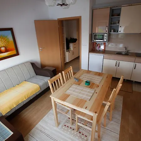 Maslacak, Dvosobni *