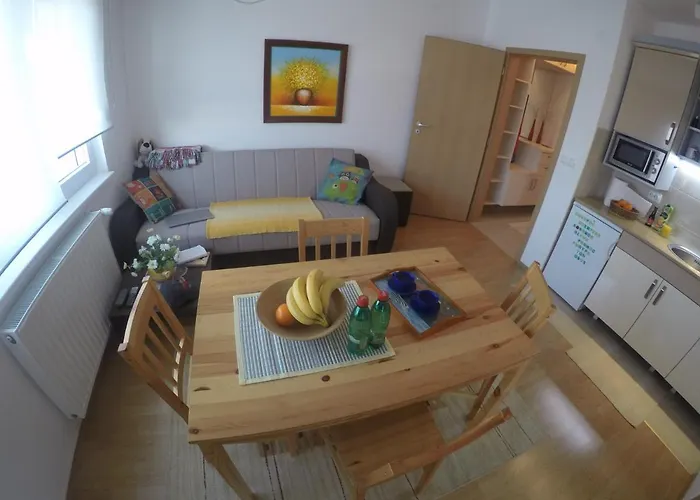 Maslacak, Dvosobni *